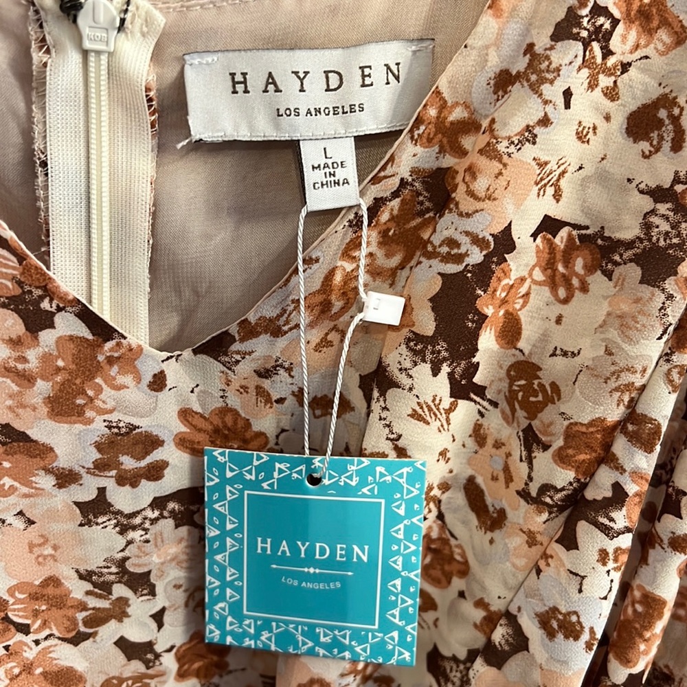 NWT Hayden floral top